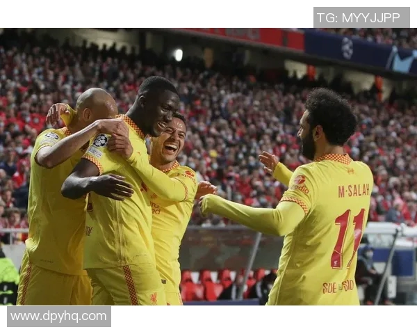 杭州羽毛球队节奏分析与欧冠足球表现的对比探讨